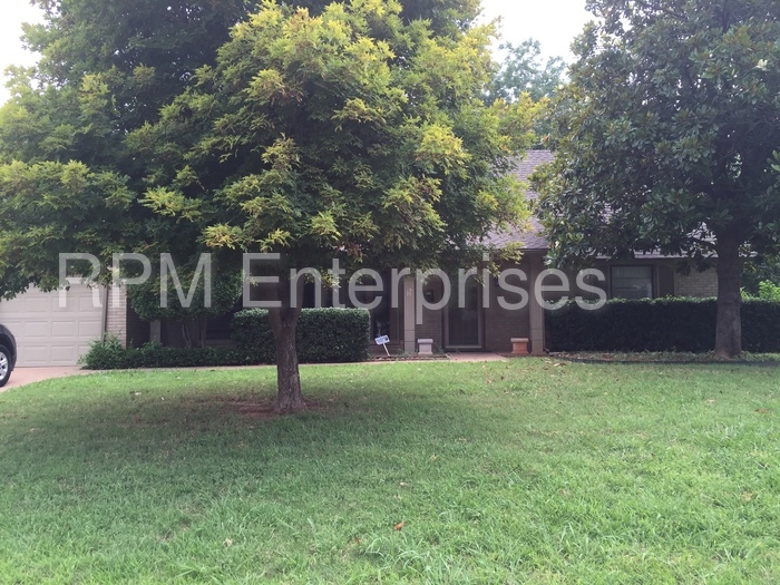 Primary Photo - 7300 N Norman Rd