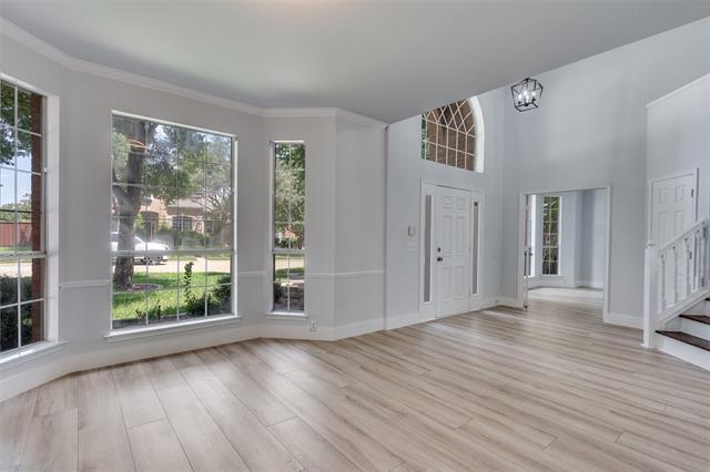 Building Photo - 2320 Cimmaron Dr