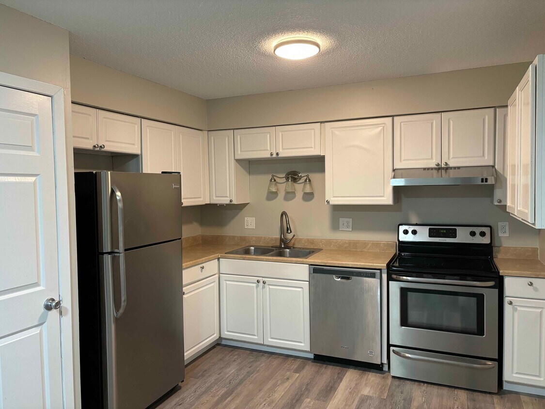 7591 Pickett Ln, Columbus, OH 43235 House Rental in Columbus, OH