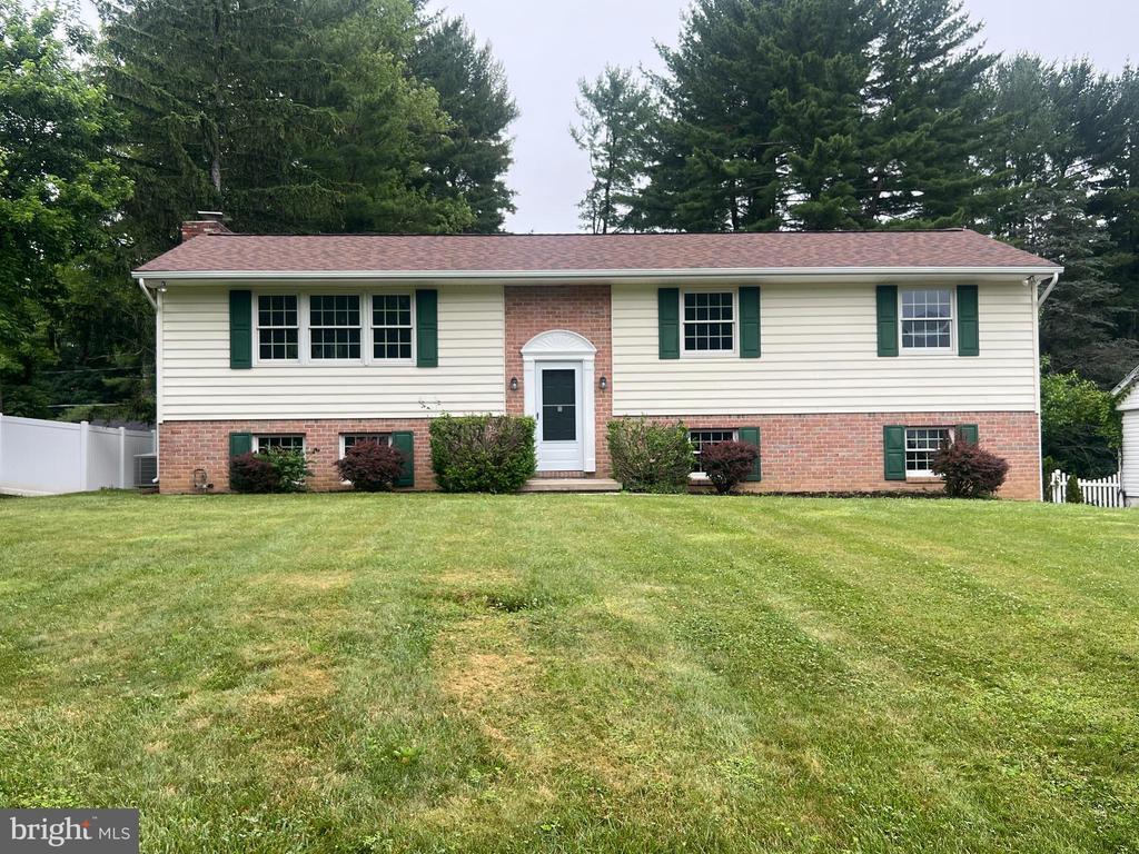 Primary Photo - 2821 Southview Rd