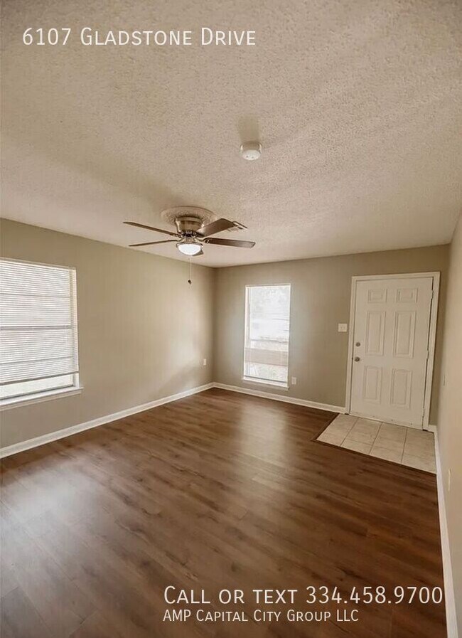 Foto del edificio - 6107 Gladstone Dr