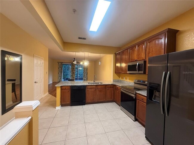 Building Photo - 6462 Daysbrook Dr