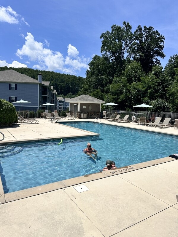 Foto del edificio - 800 Vista Lake Dr