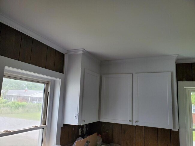 Building Photo - 3701 Barnhill St