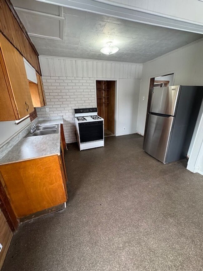 Foto del edificio - 3011 Hoagland Ave