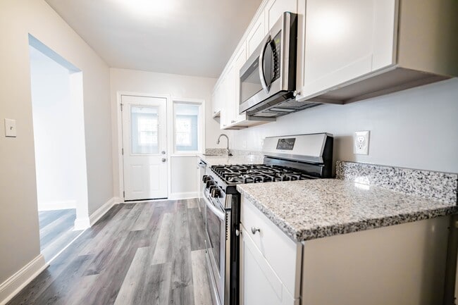 Photo - 8552 Hydra Ln Townhome