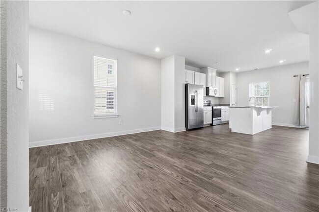 Foto del edificio - 266 Foxglove Dr