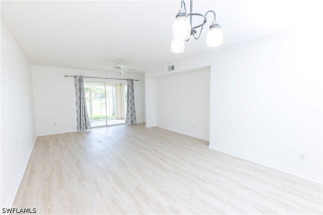 Foto del edificio - 2456 Millcreek Ln