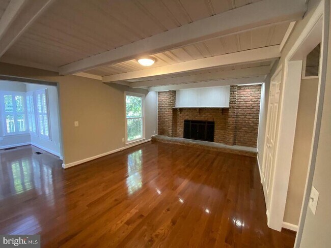 Building Photo - 3707 Moss Brooke Ct