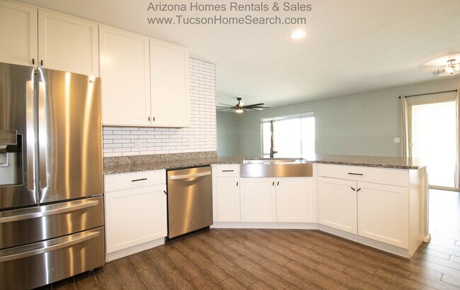 Building Photo - Arizona Homes Rentals and Sales