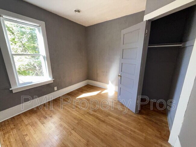 Foto del edificio - 2575 N 34th St