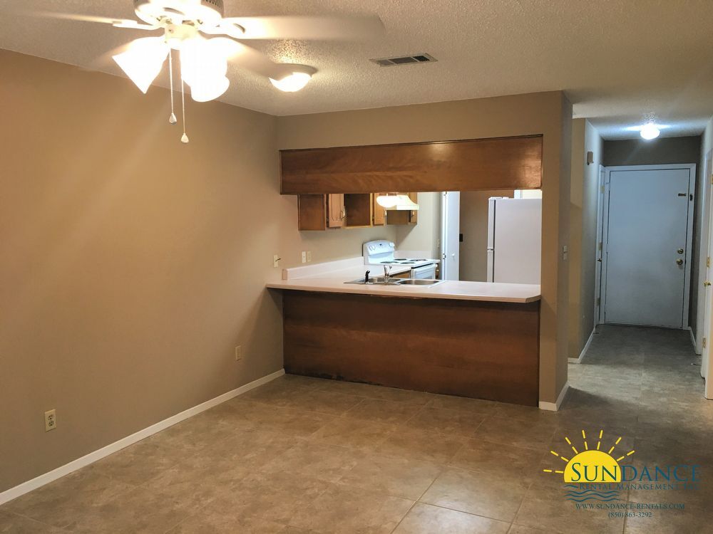 Foto principal - Quaint 2 Bedroom Unit in Niceville