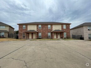 Building Photo - 4405 Abigail Dr
