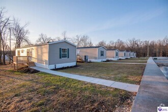 Building Photo - 111 Rail Fence Loop