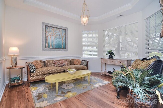 Foto del edificio - 1116 Sarandon Dr