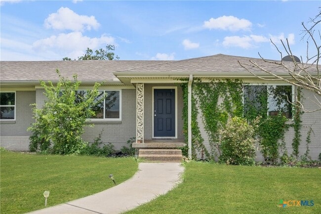 Building Photo - 4271 FM 438 Loop