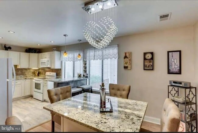 Photo - 8723 Ridge Hollow Ct Townhome