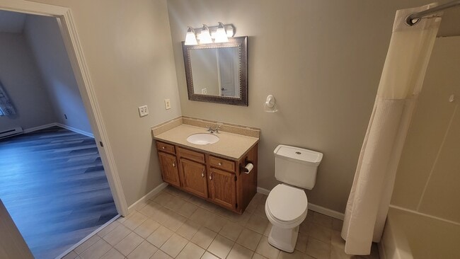 Foto del edificio - 615 Hilltop Terrace