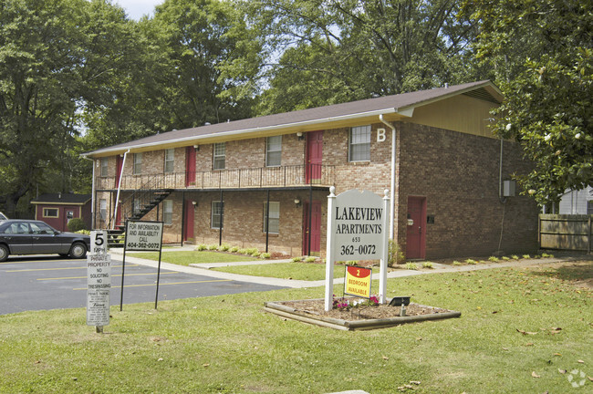 Building Photo - Lakeview Apartments