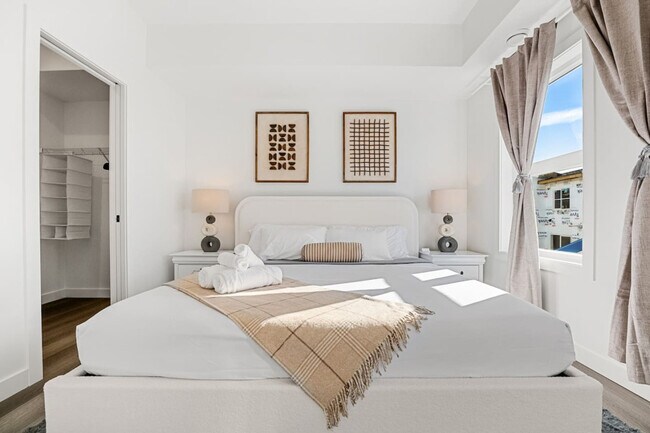 Photo du bâtiment - 2117-2181 81 St S W