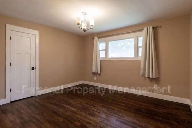 Foto del edificio - 11302 NE 4th St