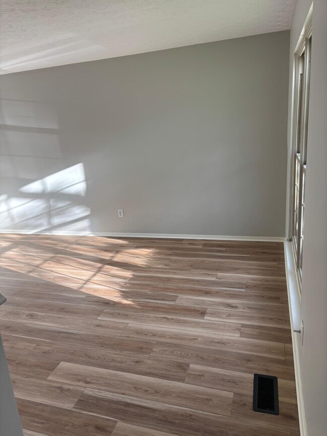 Building Photo - 7970 Trellage Ct