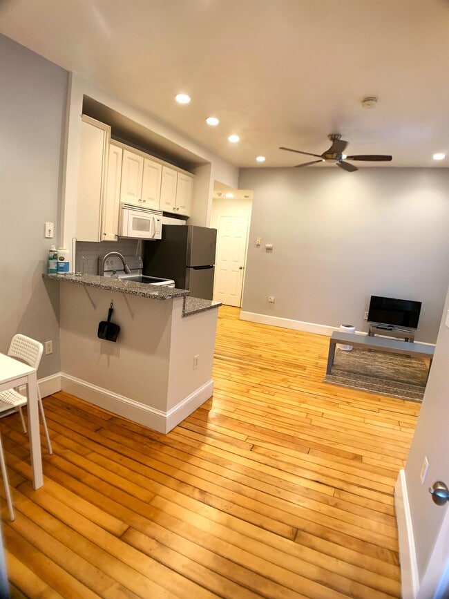 Photo - 2 Centre St Terrace Townhome