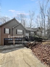 Building Photo - 460 Ward Rd