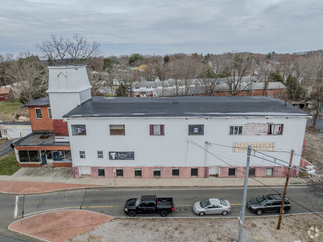 Exterior - 501 E Middle Tpke