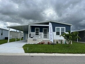 Building Photo - 3618 Vine Trl