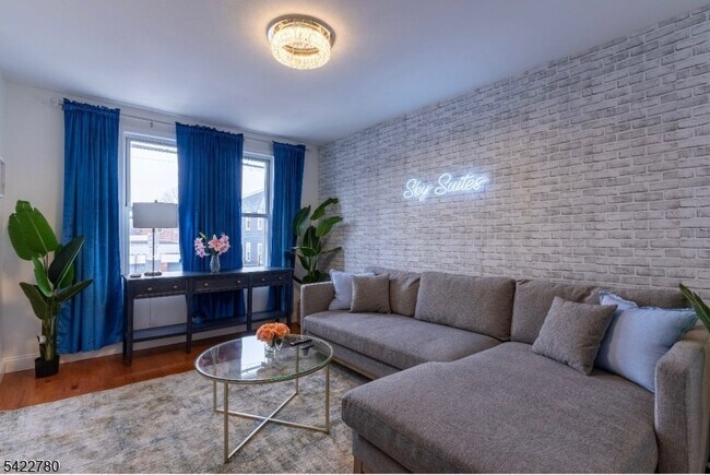 Foto del edificio - 45 Highland Ave