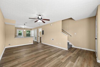 Building Photo - 2260 McCormick Lane