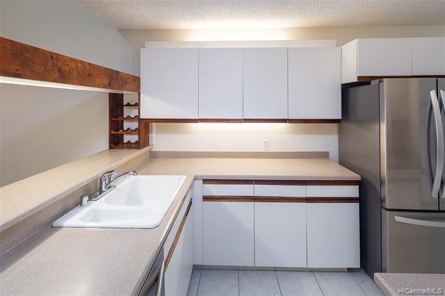 Building Photo - 387 Kaelepulu Dr