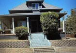 Foto principal - Historic House 3 Bedroom / 2 bath Townhome