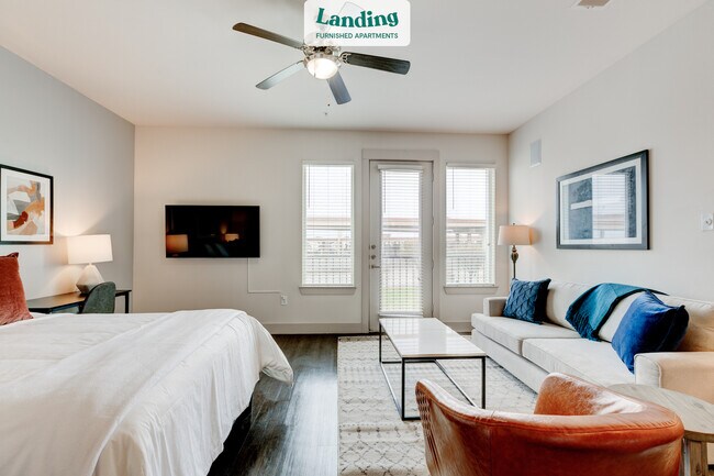 Building Photo - 110 W CityLine Dr