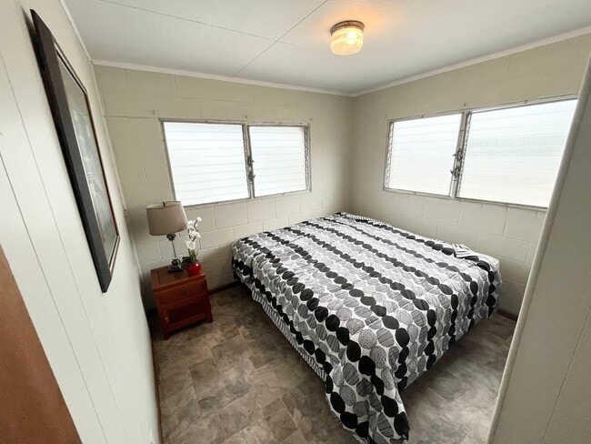 Photo - 2429 N School St Apartment