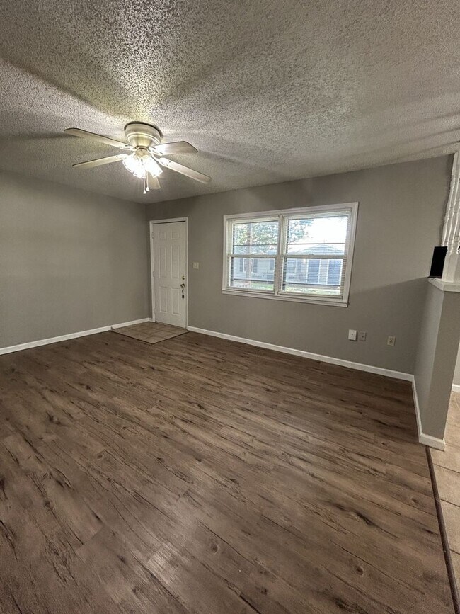 Foto del edificio - 909 E Quincy St
