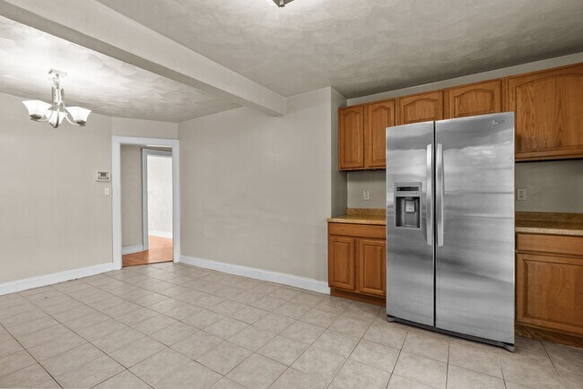 Building Photo - Charming 3-Bedroom Home for Rent in Norfolk!