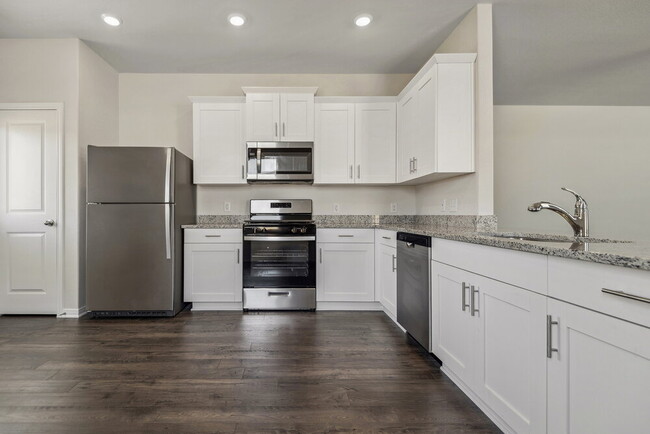 Foto del edificio - 15643 Plum Brk Dr