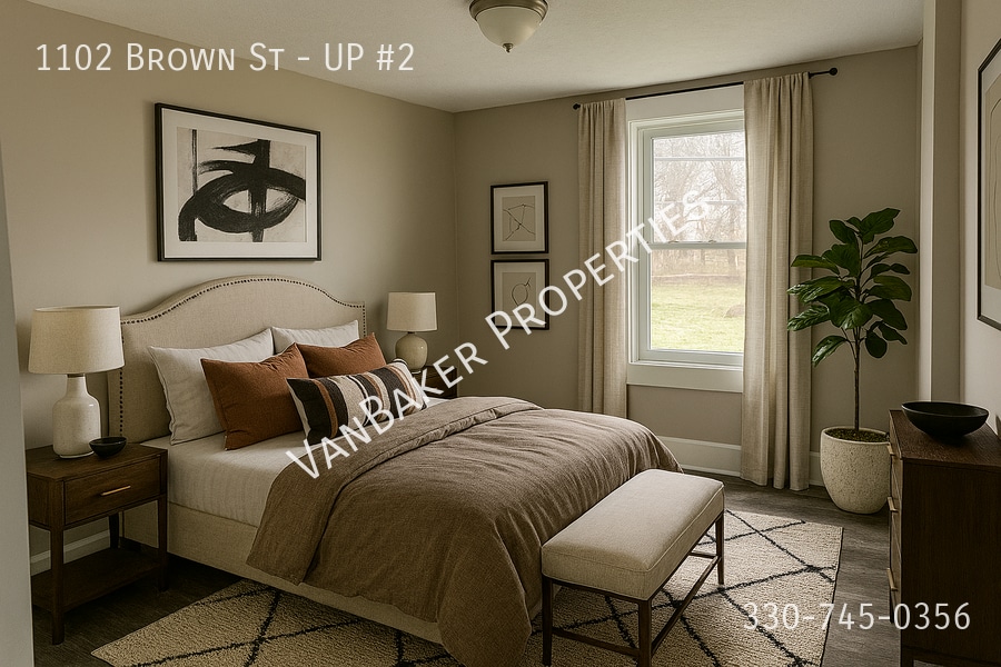 Primary Photo - 1102 Brown St