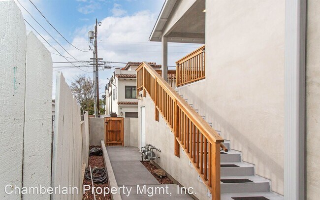 Foto del edificio - 1 br, 1 bath House - 523 S. Nevada St. Unit 2