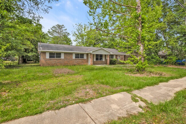 Building Photo - 3105 Scovel Ave