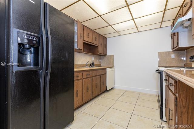 Building Photo - 9741 SW 92nd Ter
