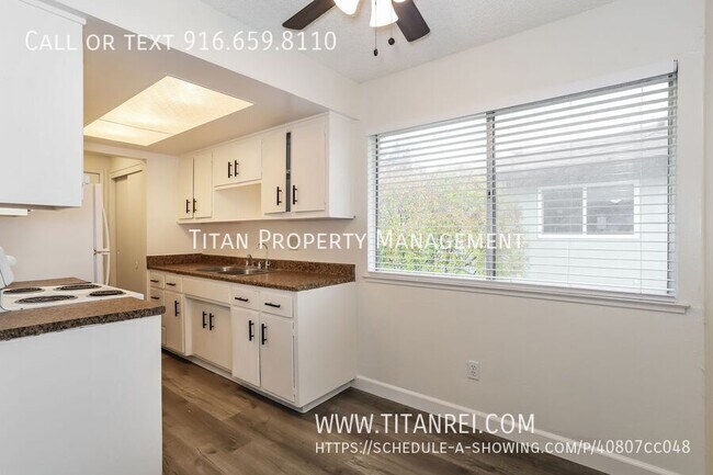 Foto del edificio - 770 Carro Dr