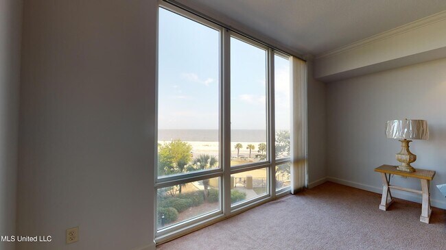 Foto del edificio - 1200 Beach Dr