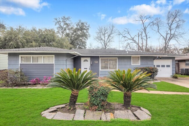 Foto del edificio - 5321 Pagewood Ln