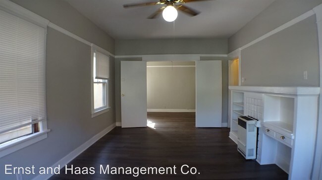 Foto del edificio - 334 W 5th St