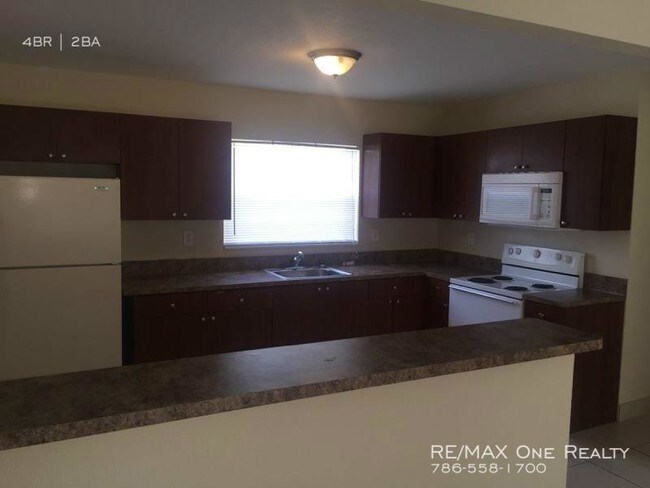 Building Photo - 2041 NW 188th Terrace