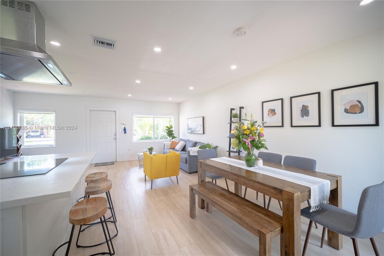 Foto principal - 1835 NE 154th Terrace
