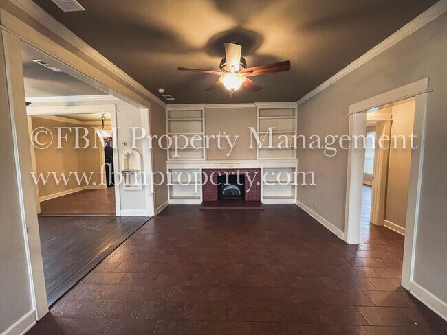 Foto del edificio - 1500 Elmwood Ave